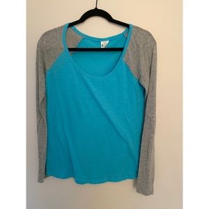 Victoria’s Secret PINK long leave shirt
